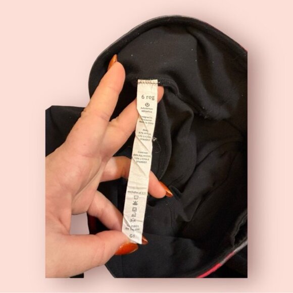 Lululemon groove leggings size 6 reversible red‎ grey and black - Picture 8 of 10